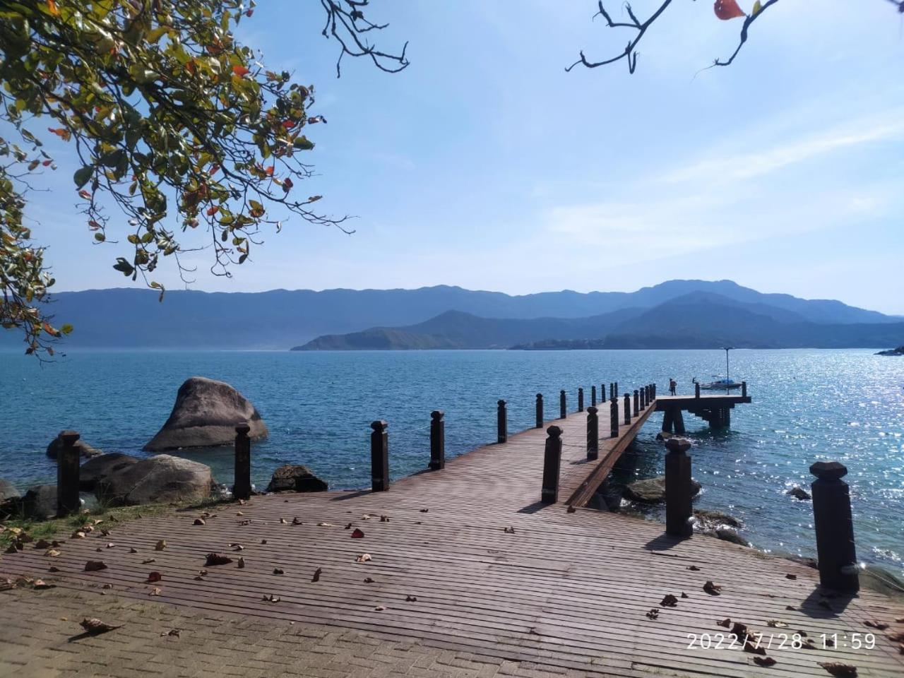 Casa Ilhabela Entre A Praia Grande & Juliao Ngoại thất bức ảnh